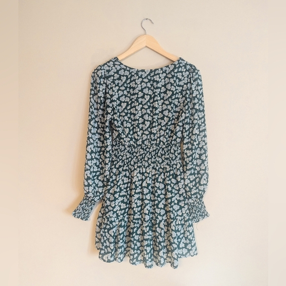 Abercrombie & Fitch Emerald Floral Dress - Picture 2 of 4